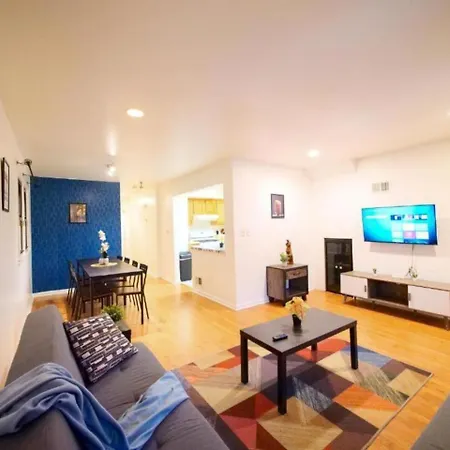 Roomy 3Br Apartment Near Nyc - City Access
